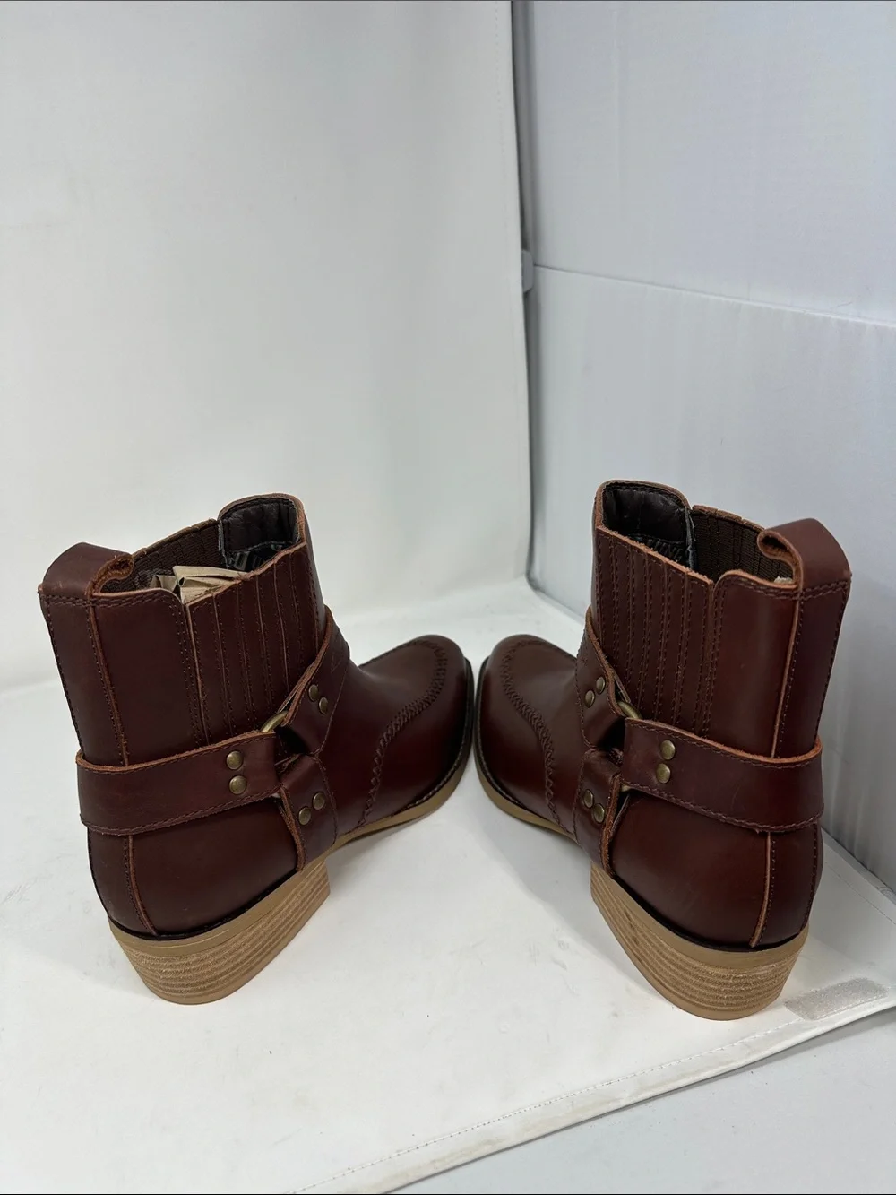Dingo Boots. Size 9 D